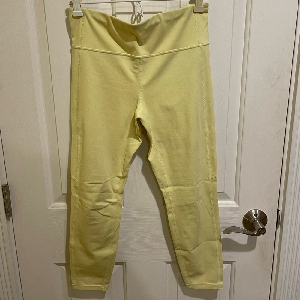Gap capri yellow leggings
